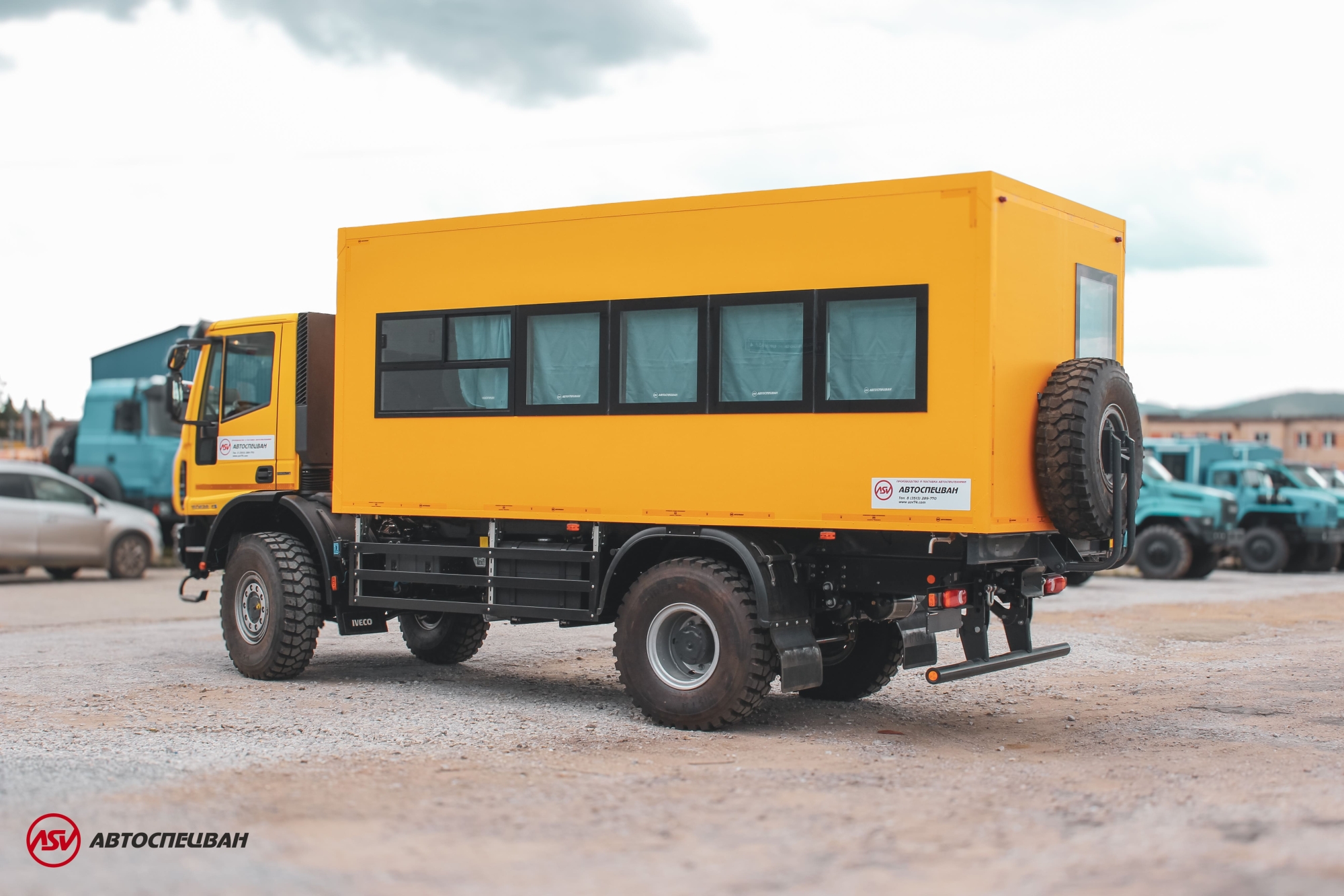 Вахтовый автобус Iveco Cargo MLC150E28WS, 22 места 2