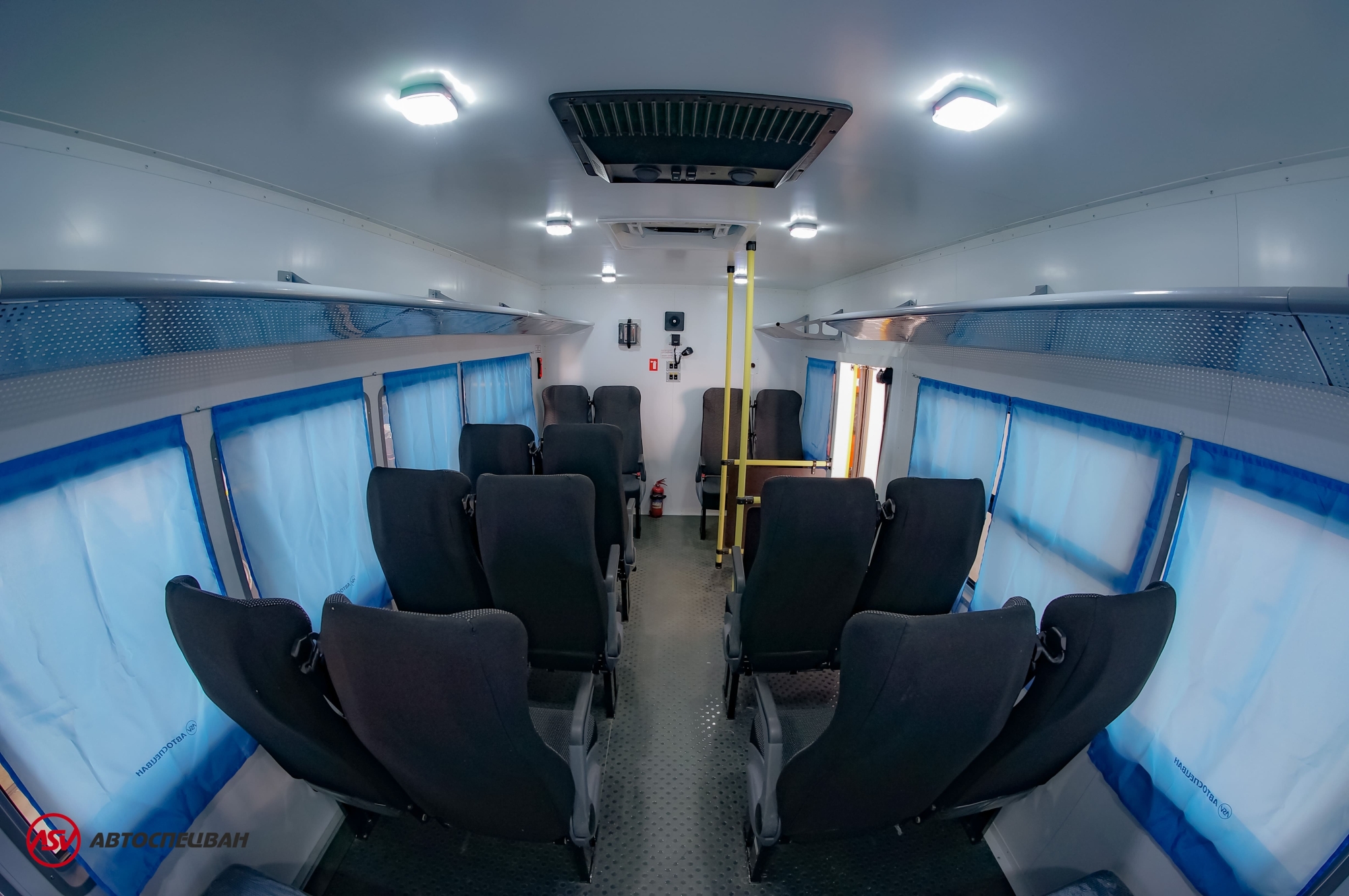 Вахтовый автобус Iveco Cargo MLC150E28WS, 22 места 4