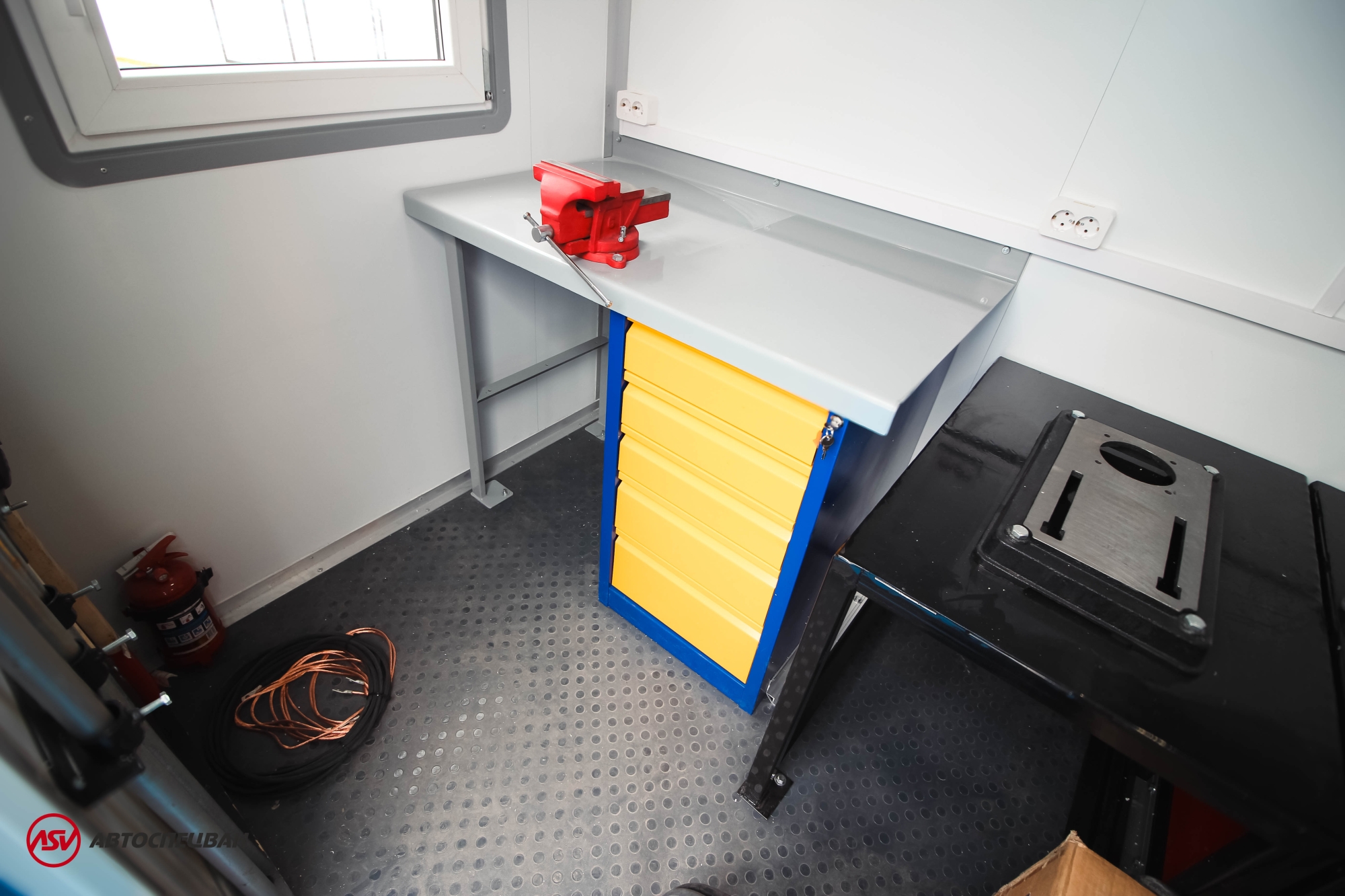 Агрегат для ремонта и обслуживания качалок АРОК УРАЛ NEXT 4320-6952-72(Е5) с КМУ ИМ-50 6