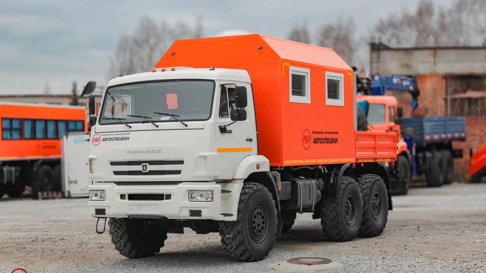 Агрегат наземного ремонта водоводов АНРВ КамАЗ 43118-3027-50 с КМУ ИМ-25 4