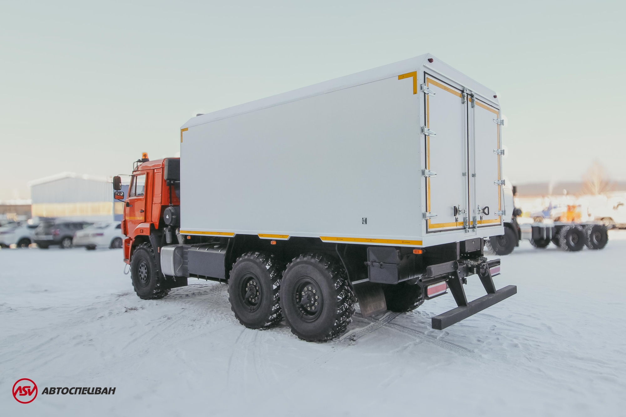 Автомобиль для взрывчатых веществ на КамАЗ 43118-3027-50 1