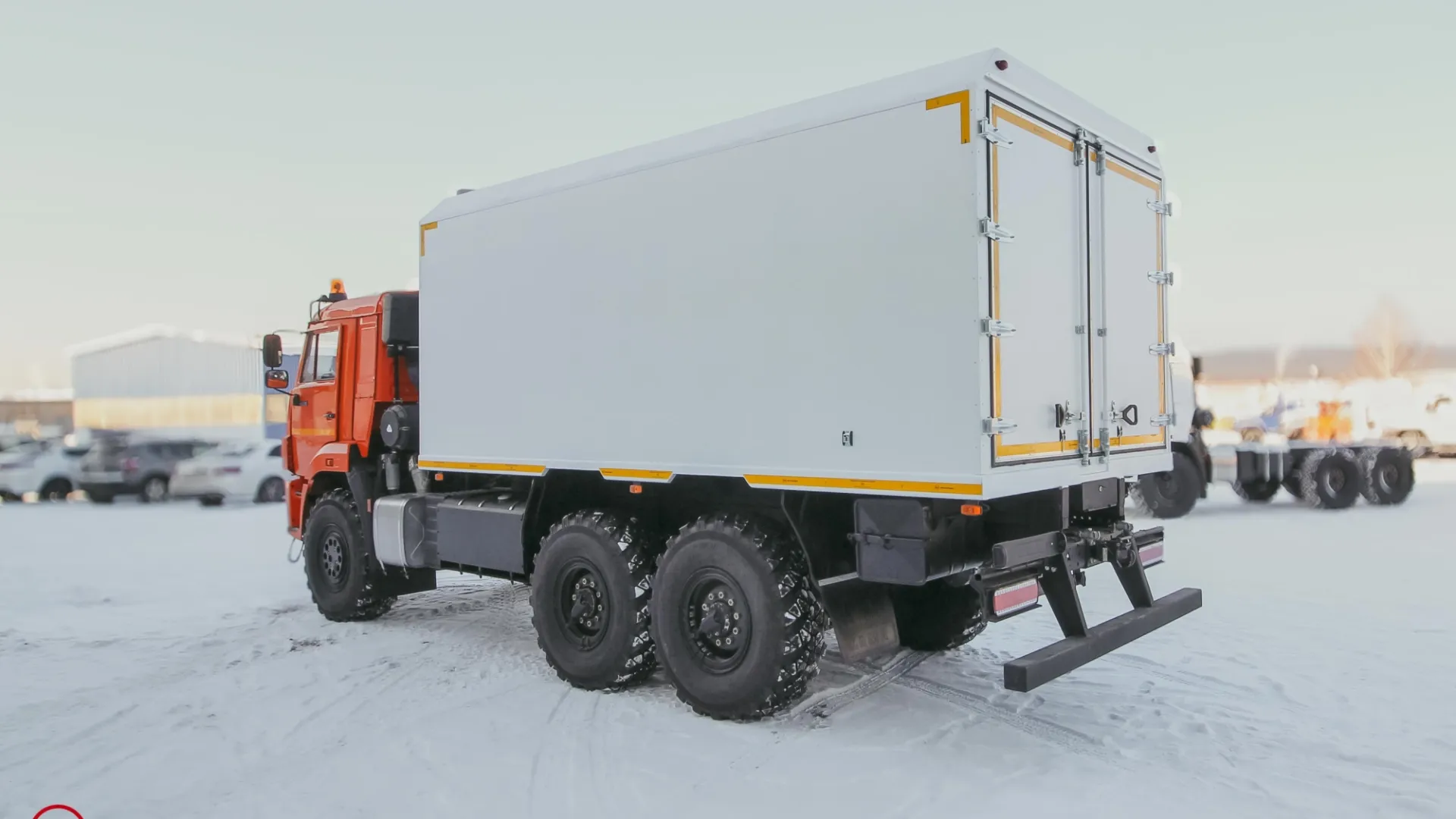 Автомобиль для взрывчатых веществ на КамАЗ 43118-3027-50 1