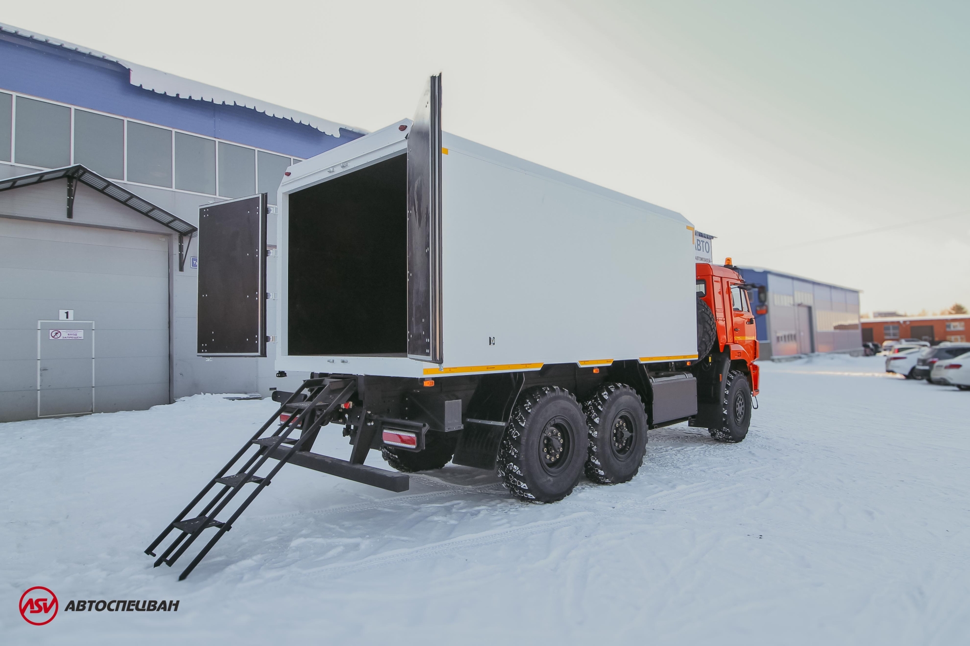 Автомобиль для взрывчатых веществ на КамАЗ 43118-3027-50 5