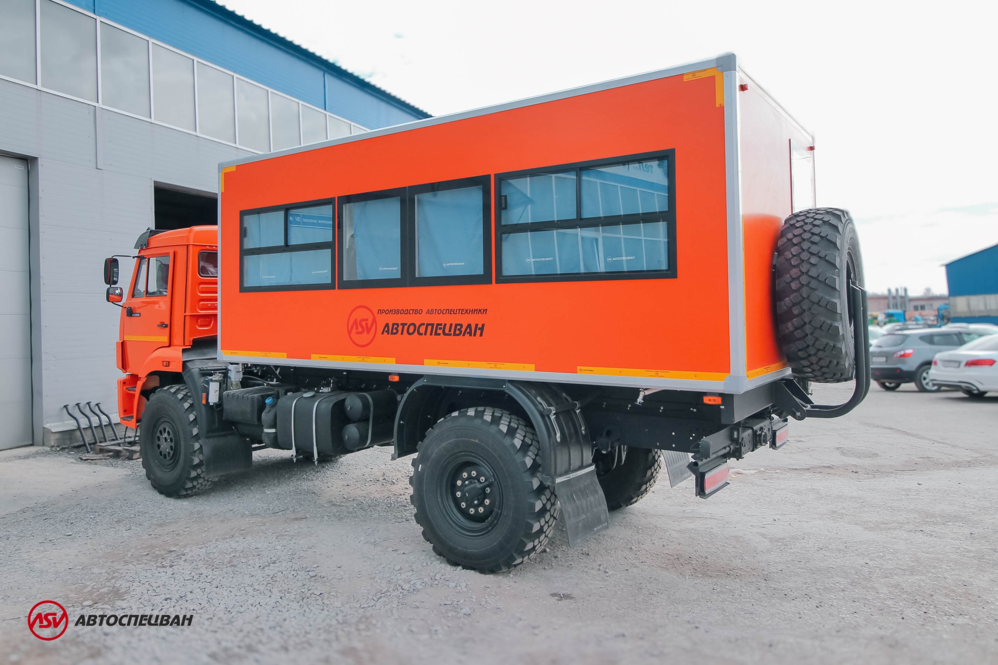 Вахтовый автобус КАМАЗ 43502-3036-66, 20 мест 3