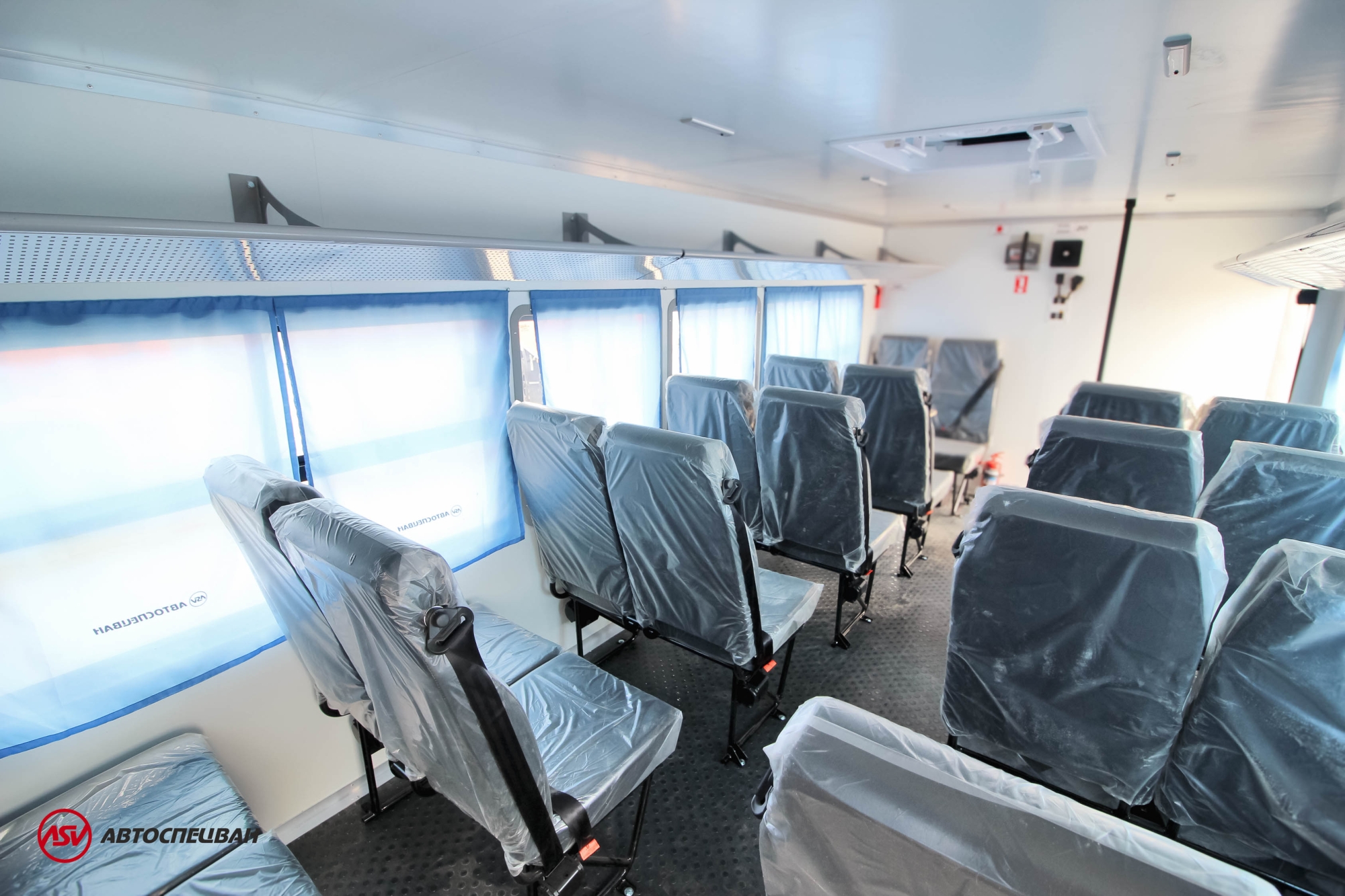 Вахтовый автобус КАМАЗ 43502-3036-66, 20 мест 9