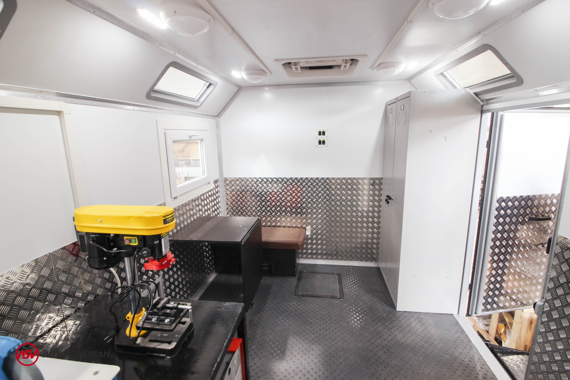 Передвижная мастерская ПАРМ Урал 4320-1912-60 (Евро-5) с бортовой платформой и КМУ ИМ-25 7