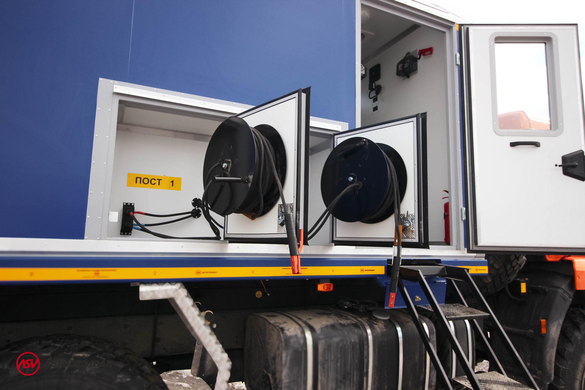 Передвижная мастерская ПАРМ КАМАЗ 43118-3086-50 с КМУ ИМ-95 3