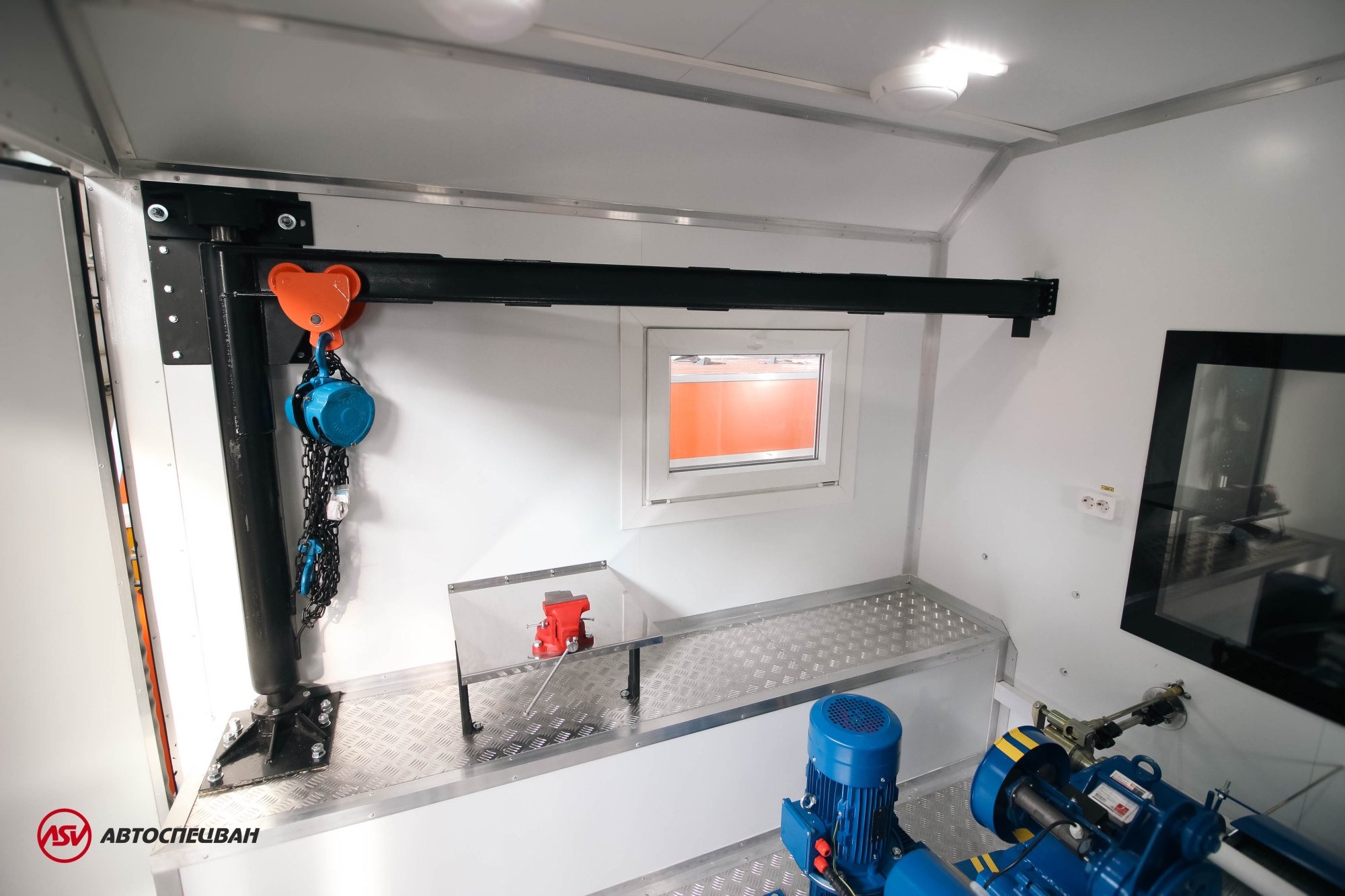 Лаборатория исследований скважин (АИС) Урал NEXT 4320-6952-72 6