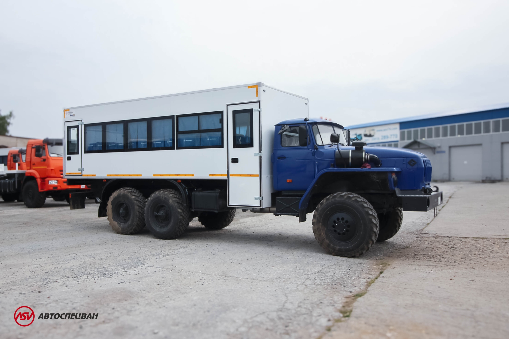 Вахтовый автобус Урал 4320-1912-60, 28 мест 3