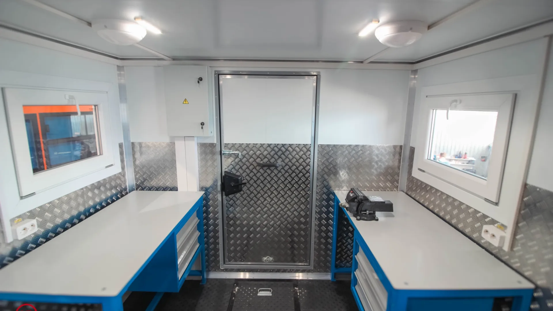 Передвижная мастерская ПАРМ КАМАЗ 43118-3086-50 6