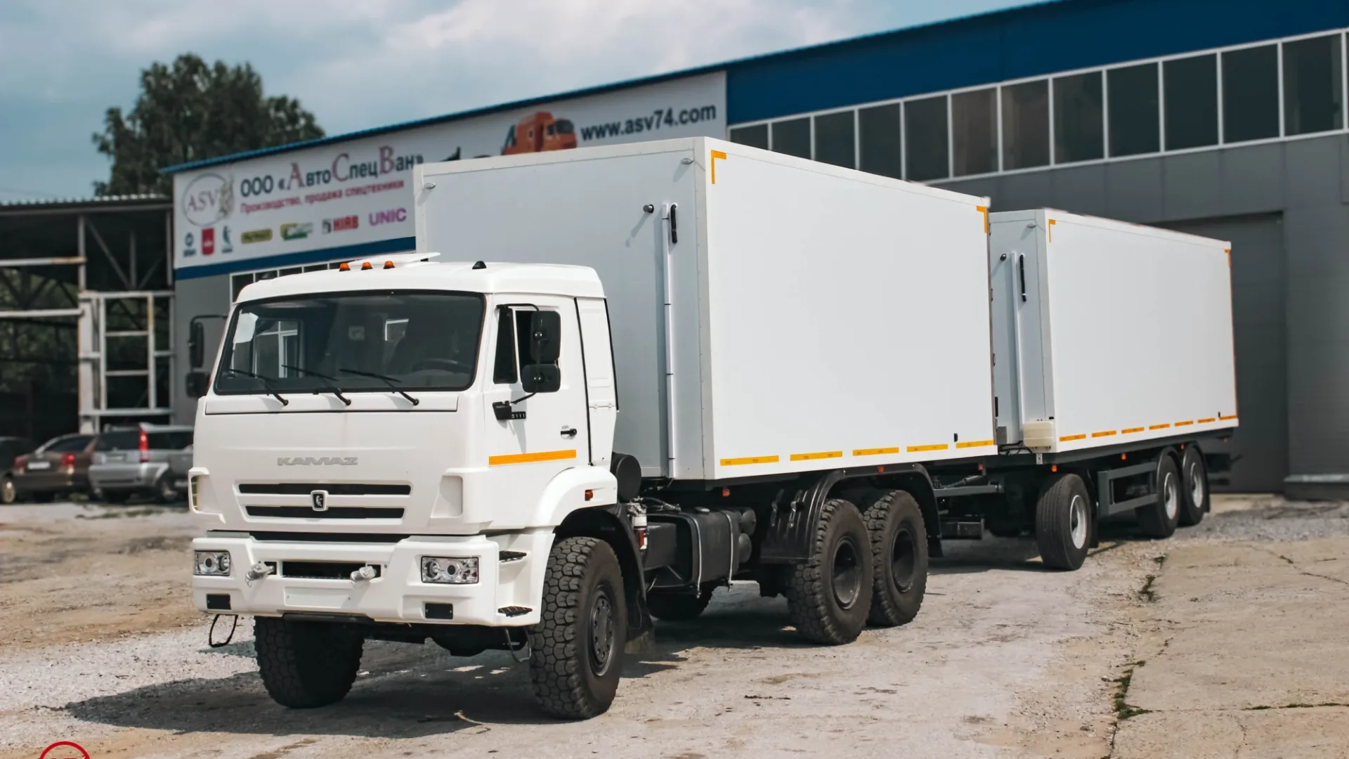 Изотермический фургон КамАЗ 65111 (автопоезд) 0