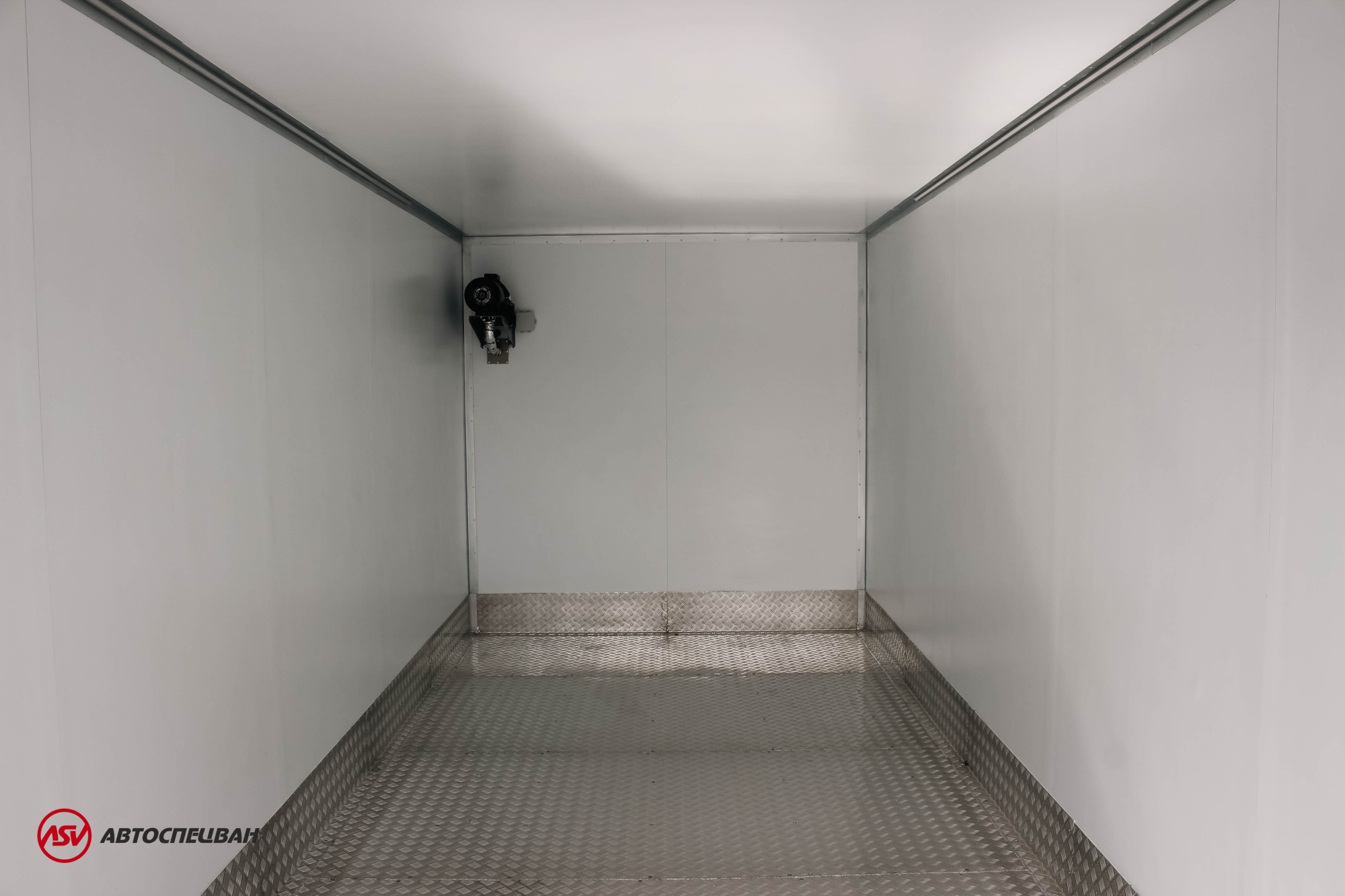 Изотермический фургон КамАЗ 65117 (автопоезд) 2