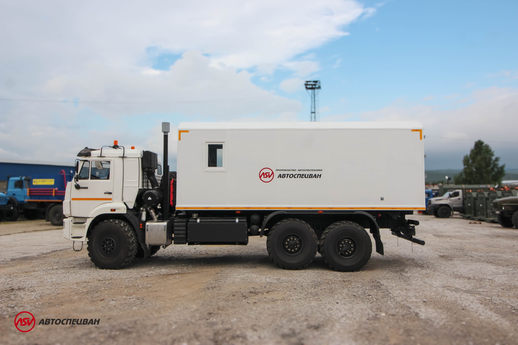 Автомобиль для взрывчатых веществ КамАЗ-43118-3027-50 4