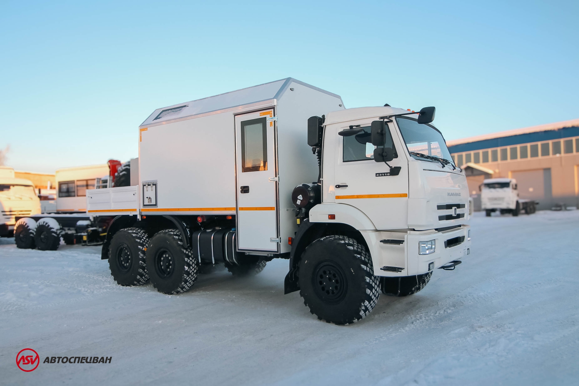 Агрегат ремонта и обслуживания качалок Камаз 43118-3027-50 с КМУ Fassi M20A.12 0