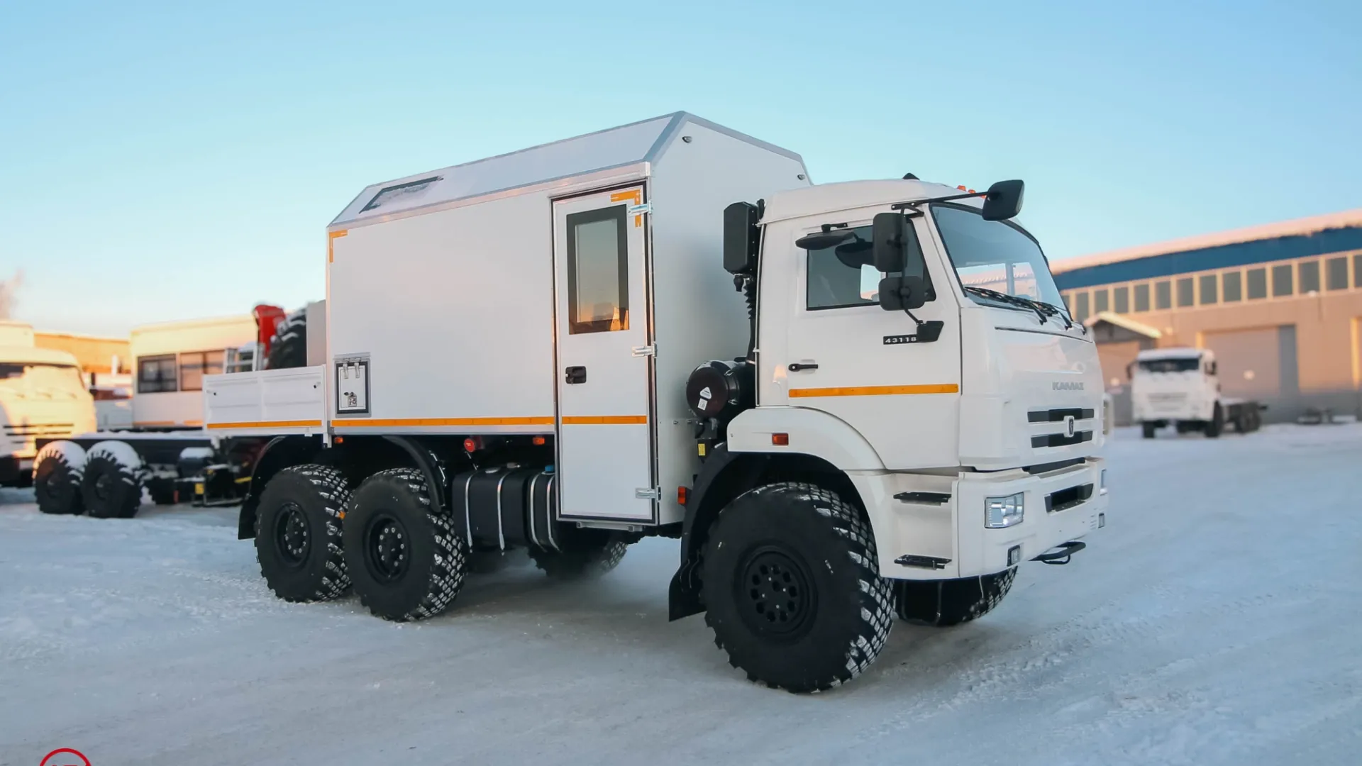 Агрегат ремонта и обслуживания качалок Камаз 43118-3027-50 с КМУ Fassi M20A.12 0