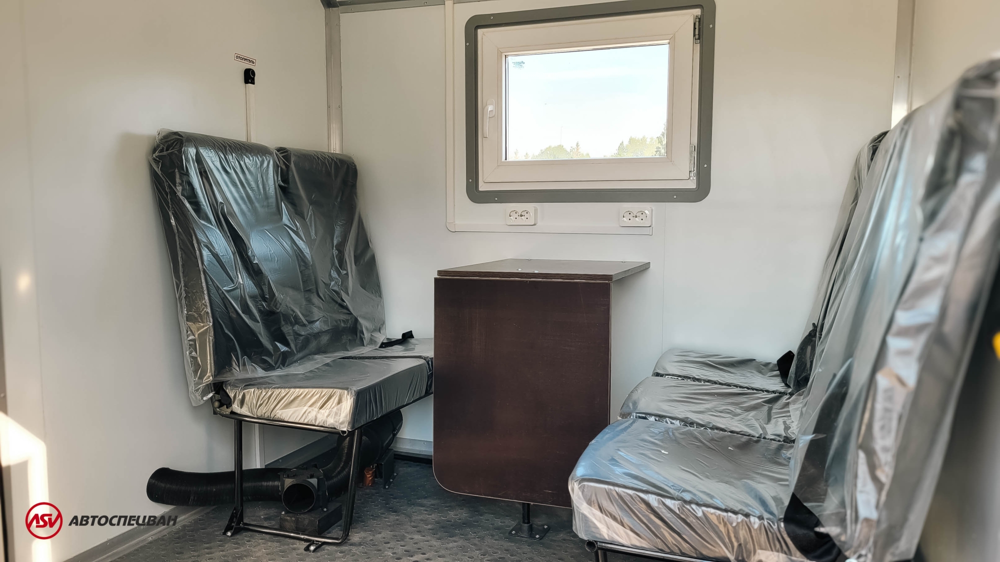 Агрегат ремонта и обслуживания качалок АРОК Камаз 43118-3027-50 с КМУ AmcoVeba 815/2S 5