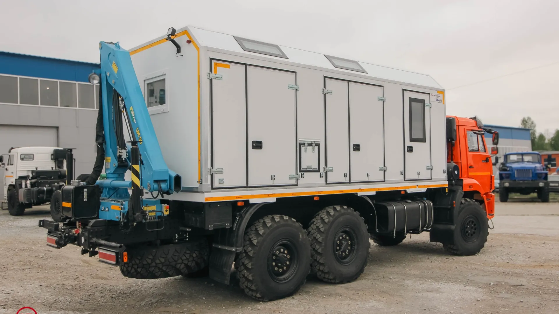 Передвижная мастерская ПАРМ КамАЗ 43118-3027-50 с КМУ ИМ-50 2