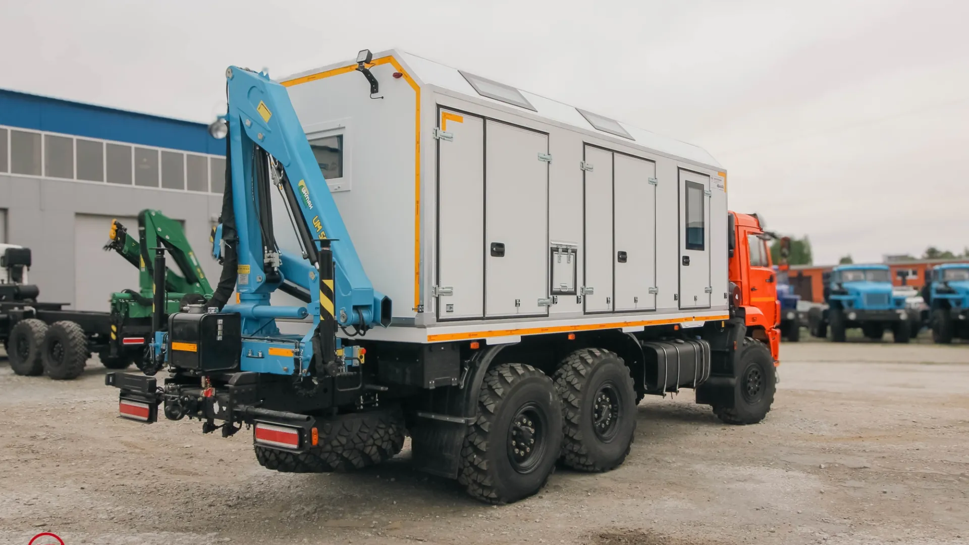 Передвижная мастерская ПАРМ КамАЗ 43118-3027-50 с КМУ ИМ-50 3