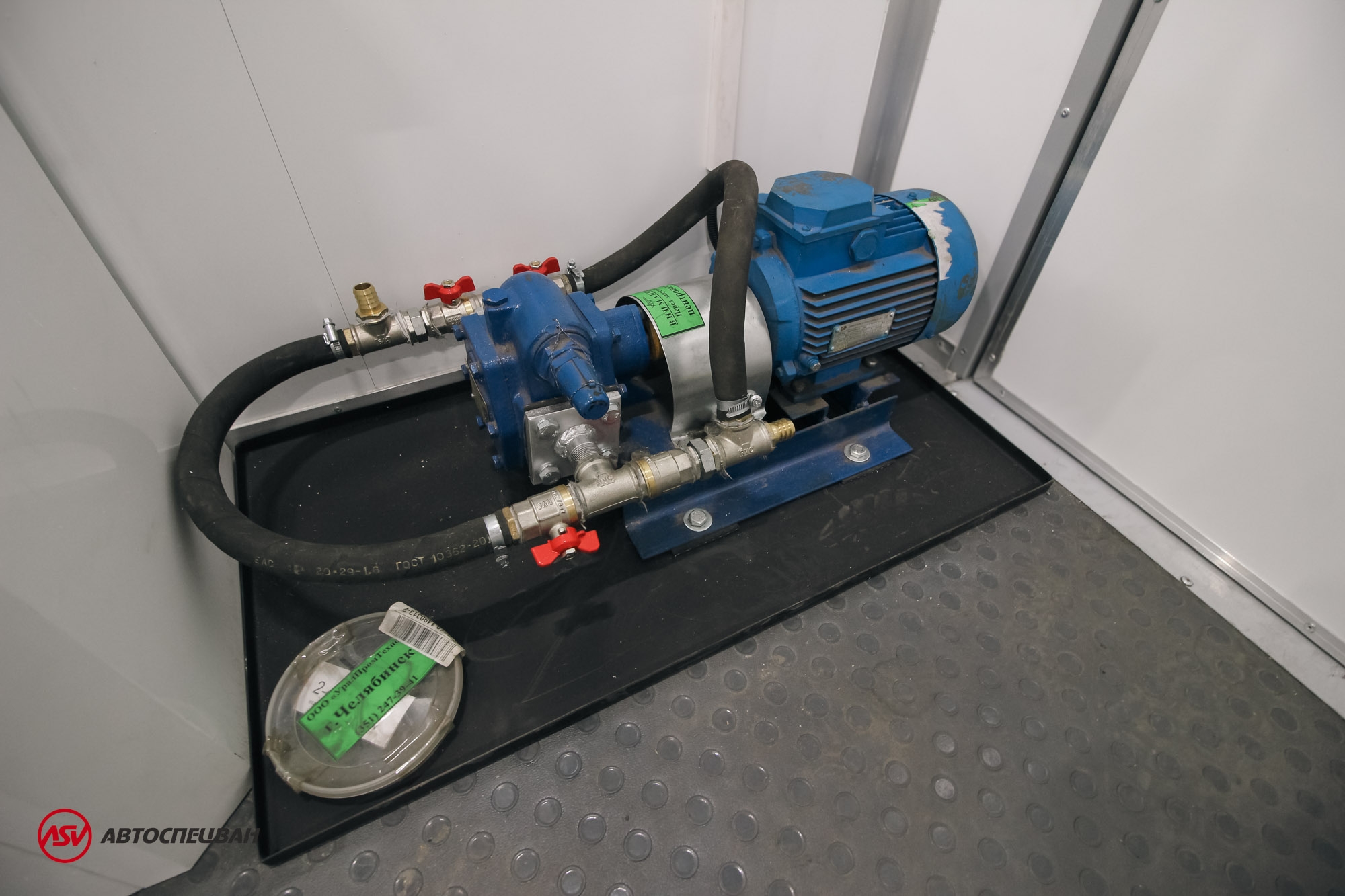 Передвижная мастерская ПАРМ Урал 4320-4151-81Е5 с токарным станком и КМУ ИМ-95 6