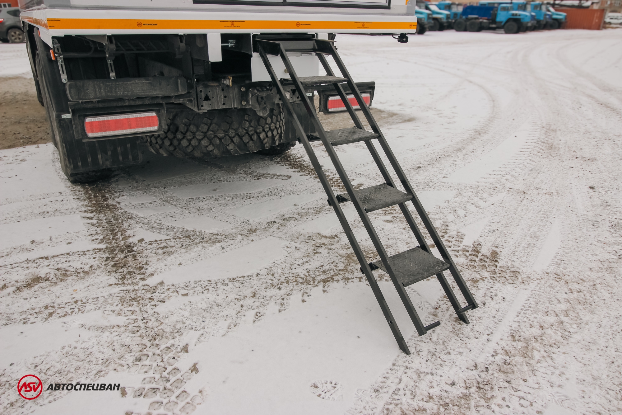 Передвижная мастерская ПАРМ АСВ КАМАЗ 43118-3027-50 с жилым отсеком 4