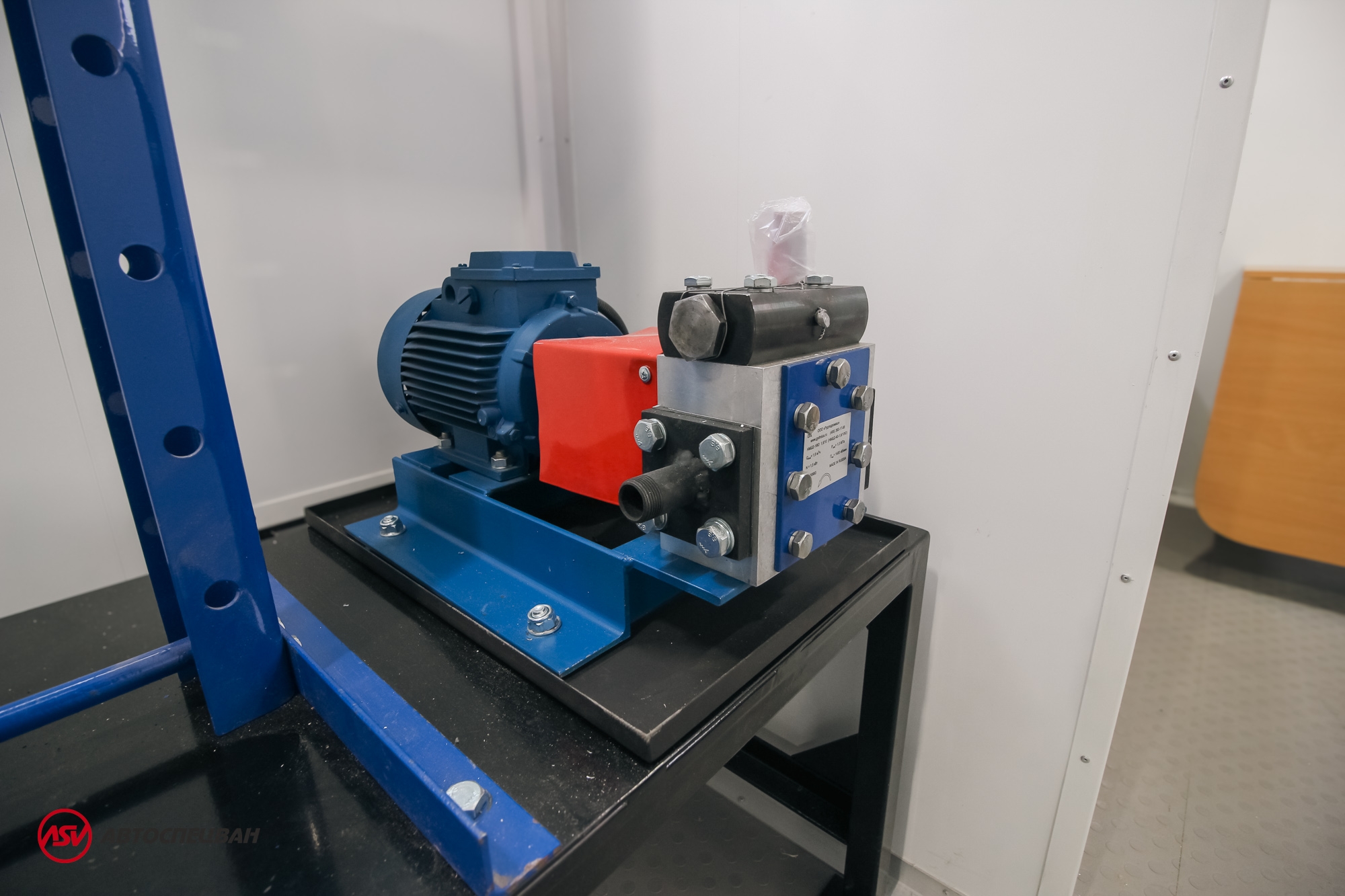 Передвижная мастерская ПАРМ АСВ КАМАЗ 43118-3027-50 с жилым отсеком 15