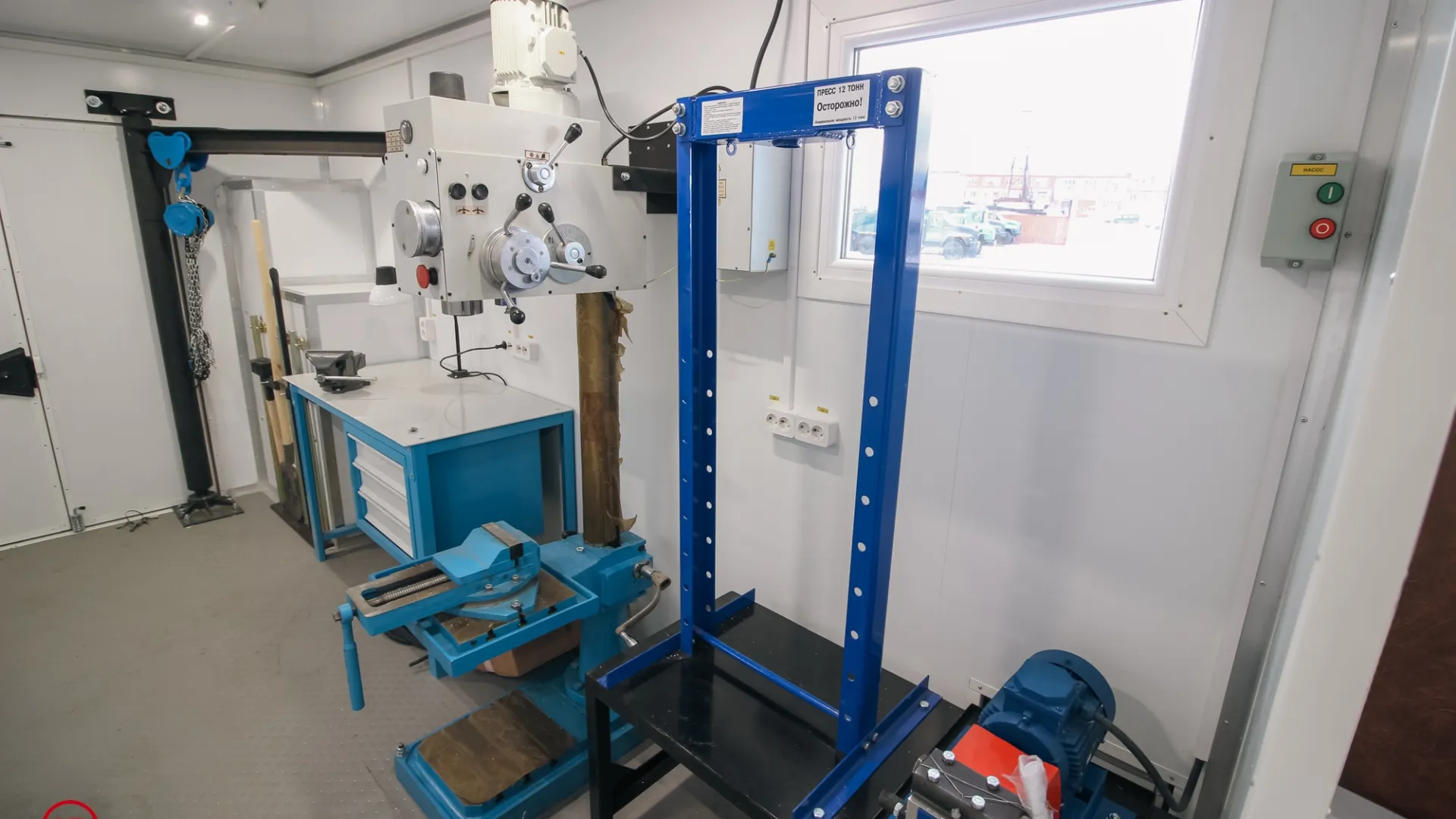 Передвижная мастерская ПАРМ АСВ КАМАЗ 43118-3027-50 с жилым отсеком 16