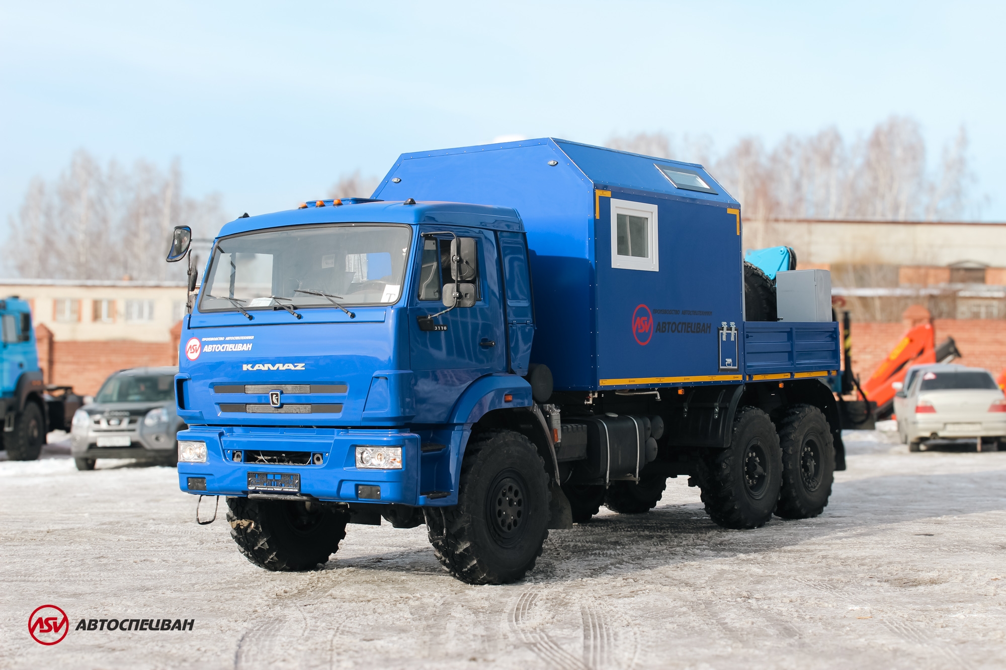 Передвижная мастерская ПАРМ Камаз 43118-3017-50 с бортовой платформой и КМУ ИМ-55 1