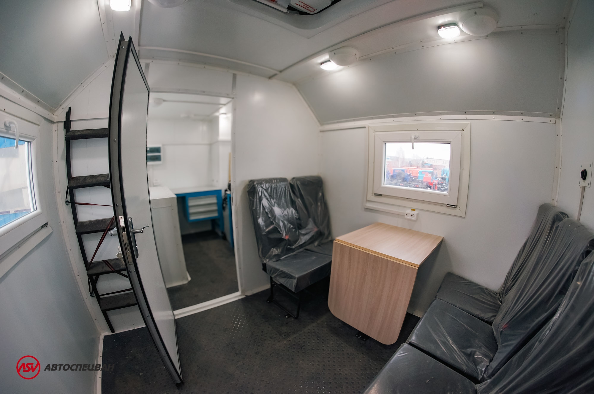 Передвижная мастерская ПАРМ Урал NEXT с КМУ 5