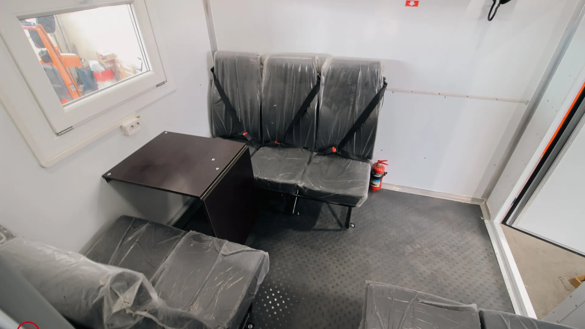 Передвижная мастерская ПАРМ с КМУ ИМ-20 на шасси Камаз 43118-3027-50 6