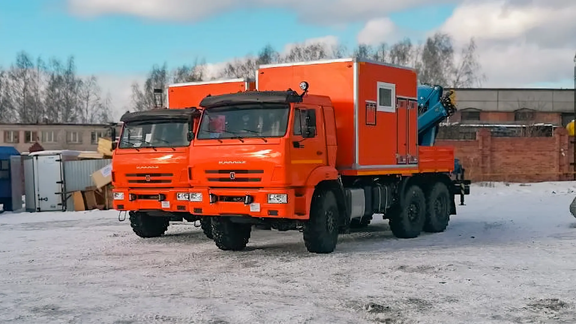 Передвижная мастерская ПАРМ КамАЗ 43118-3027-50 с токарным станком и КМУ ИМ-95 1