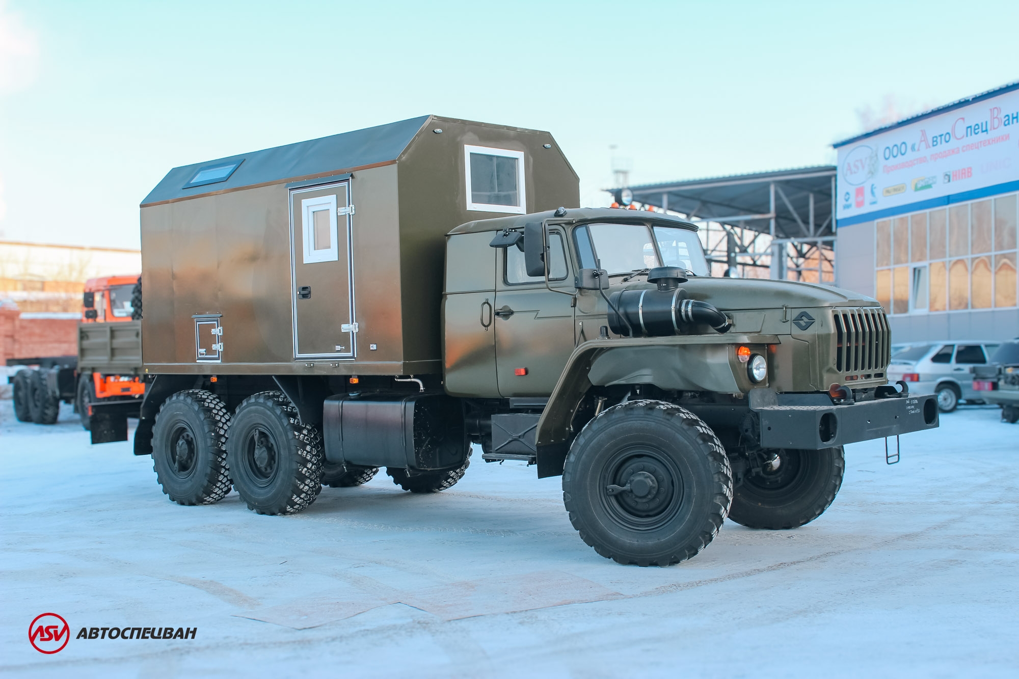 Передвижная мастерская ПАРМ АСВ7721G1-20 Урал 4320-1912-60Е5 с жилым отсеком 0