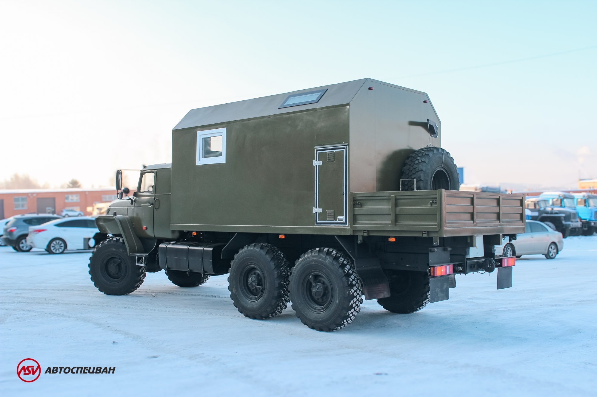 Передвижная мастерская ПАРМ АСВ7721G1-20 Урал 4320-1912-60Е5 с жилым отсеком 2