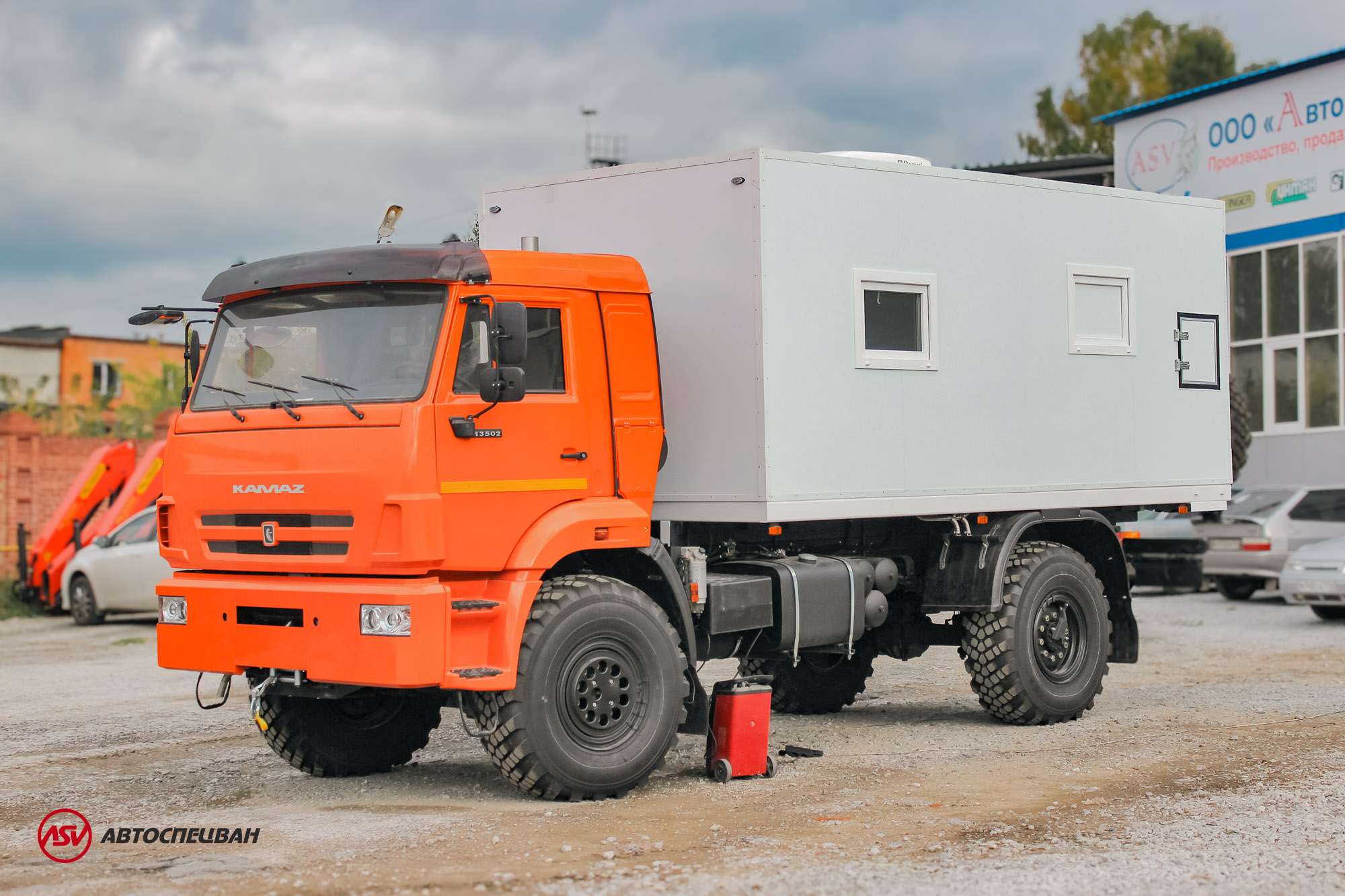 Передвижная проявочная лаборатория КамАЗ 43502 1
