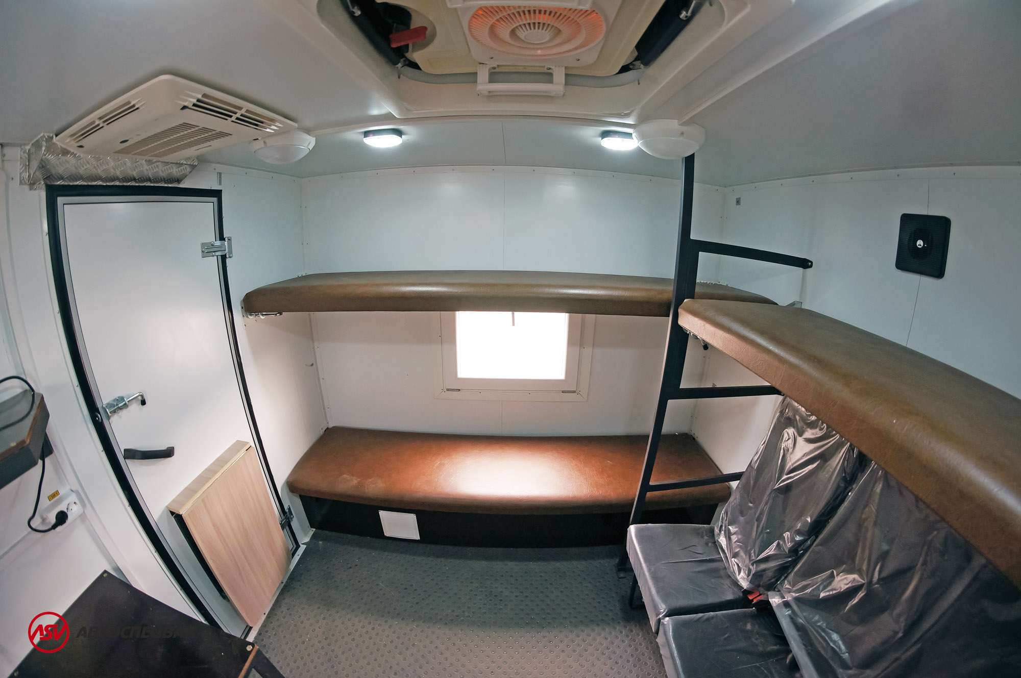 Передвижная проявочная лаборатория КамАЗ 43502 9