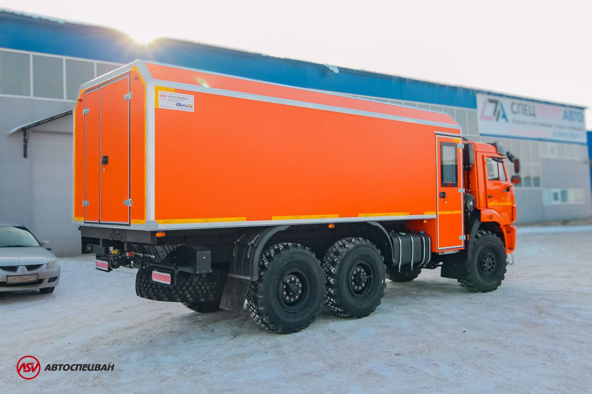 Передвижная мастерская ПАРМ АСВ КАМАЗ 43118-3027-50 с отсеком (7 мест) 1