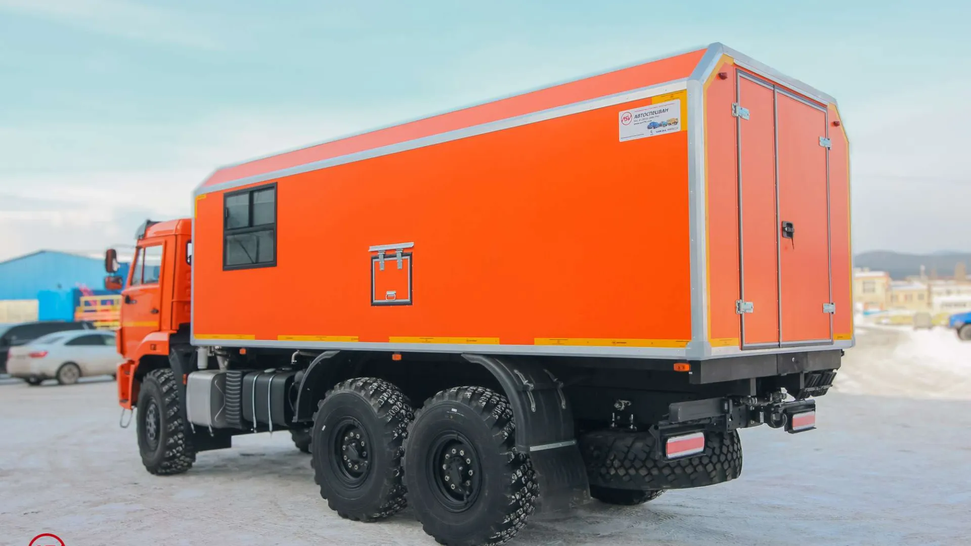 Передвижная мастерская ПАРМ АСВ КАМАЗ 43118-3027-50 с отсеком (7 мест) 2