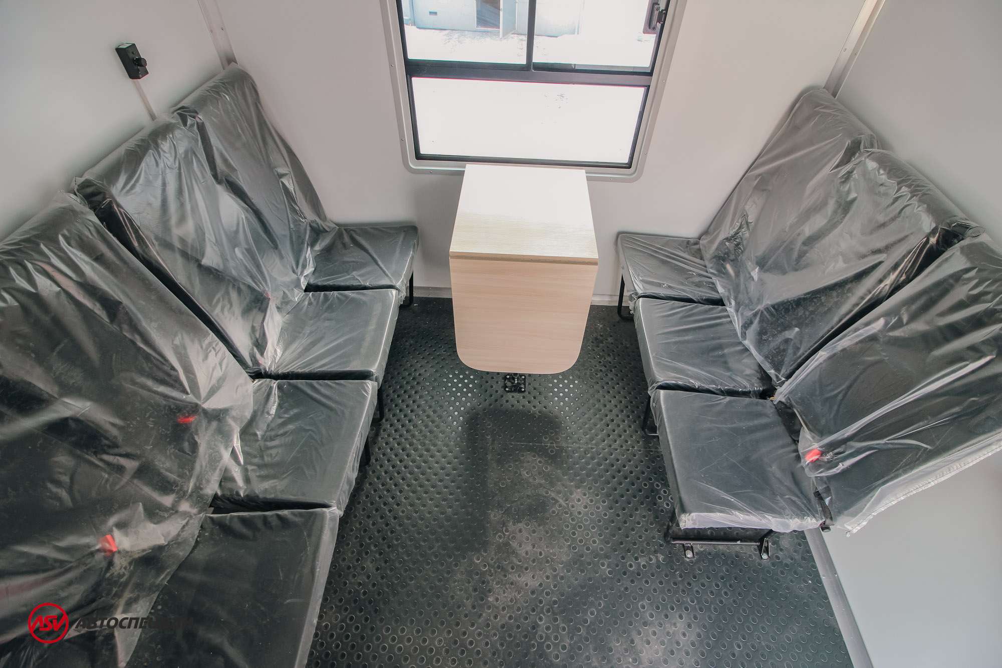 Передвижная мастерская ПАРМ АСВ КАМАЗ 43118-3027-50 с отсеком (7 мест) 7