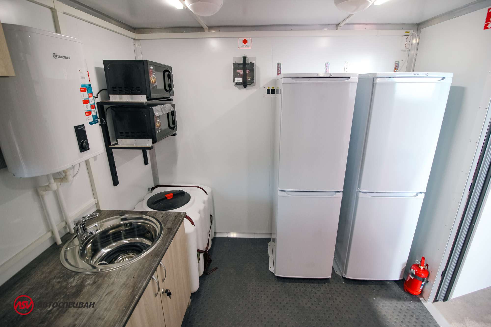 Передвижная столовая (16 мест) на шасси КамАЗ 43118-50 7