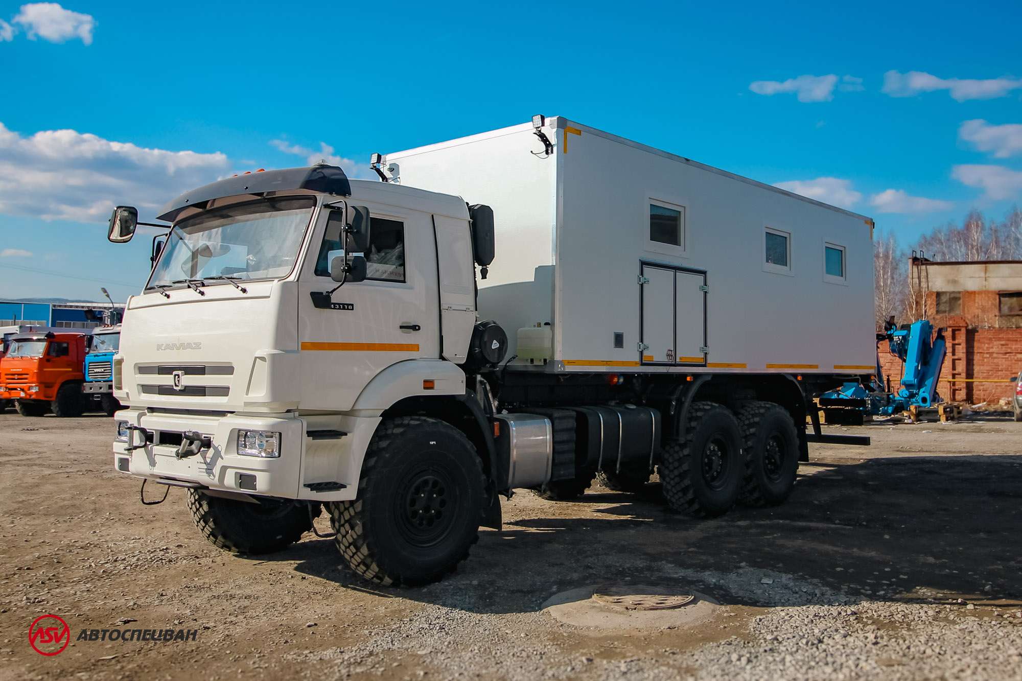 Передвижная столовая (16 мест) на шасси КамАЗ 43118-3027-50 11