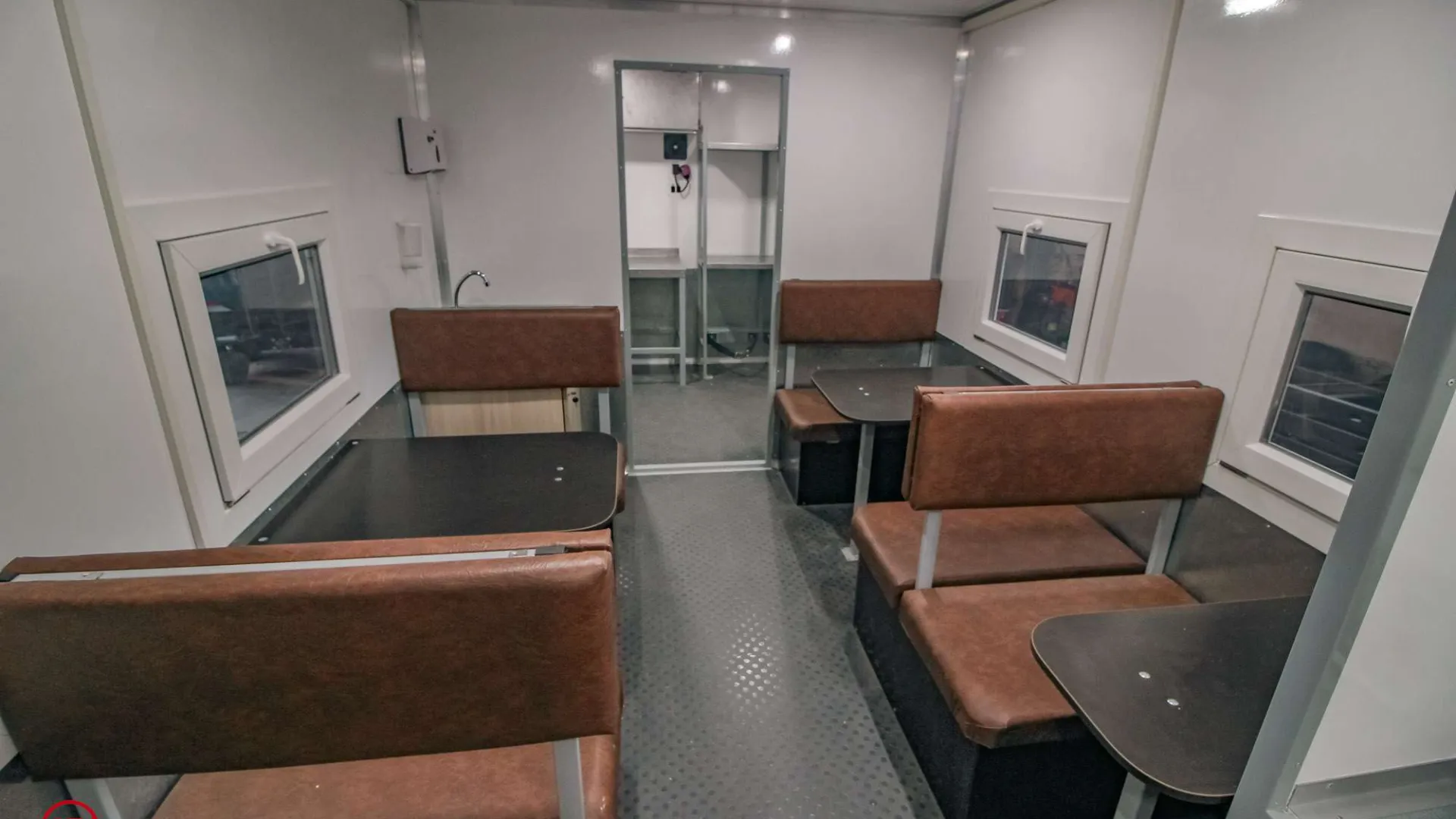 Передвижная столовая (14 мест) на шасси КамАЗ 43118-3027-50 7