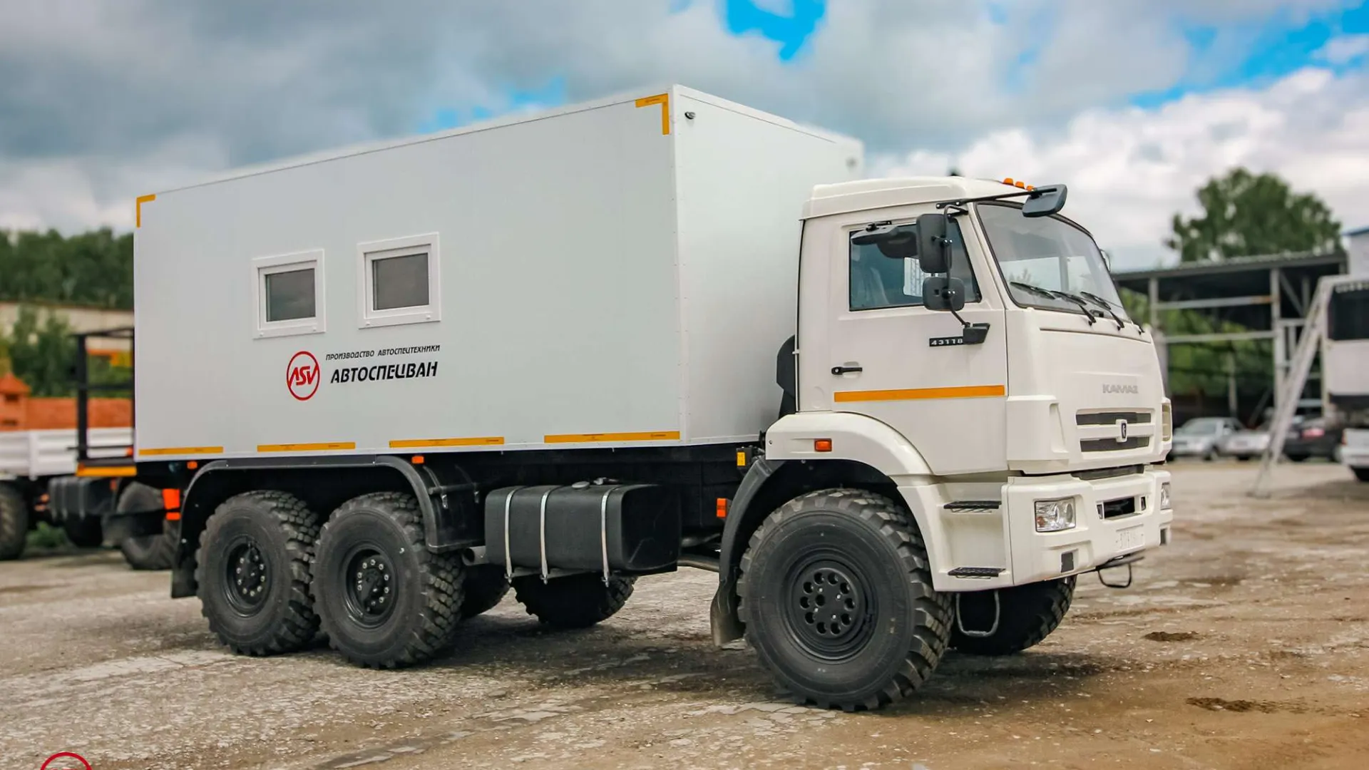 Передвижная столовая (12 мест) на шасси КАМАЗ 43118-3078-50 0