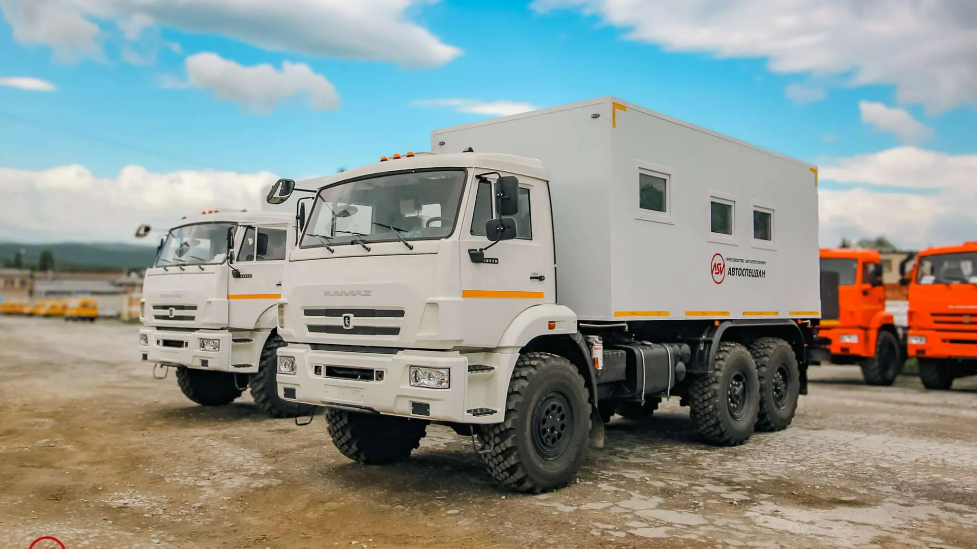 Передвижная столовая (12 мест) на шасси КАМАЗ 43118-3078-50 3