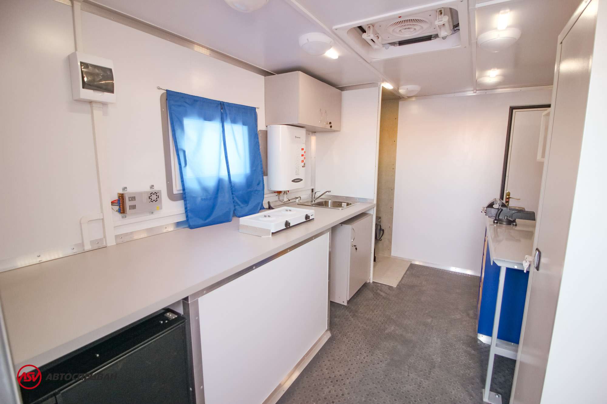 Транспортно-бытовой автомобиль ТБМ Урал NEXT 4320-6952-72(Е5)(2 отсека) 5