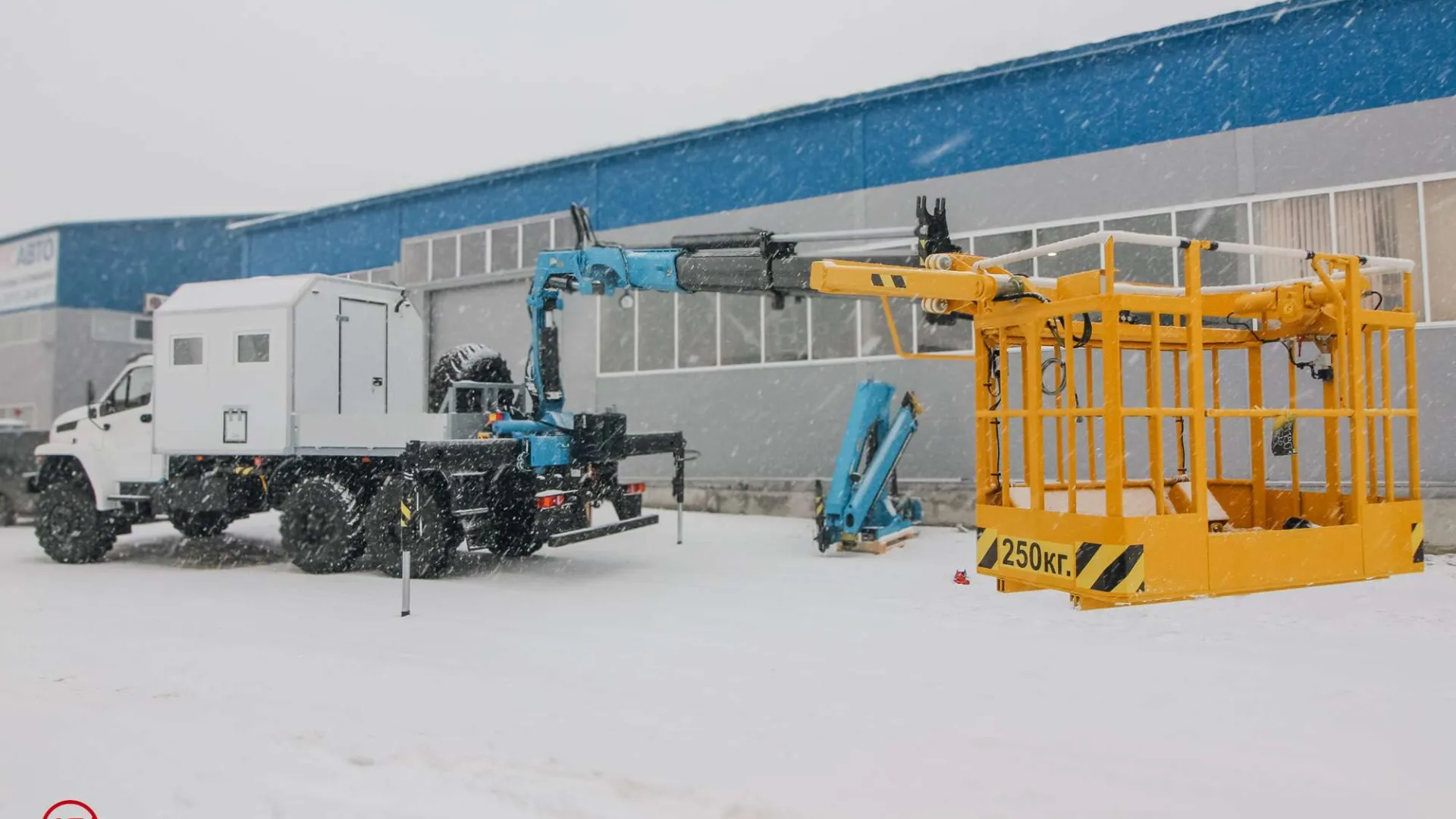 Передвижная мастерская ПАРМ УРАЛ NEXT 4320-6952-72(Е5) с КМУ ИМ-180 6