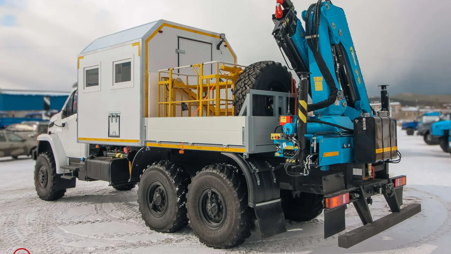 Передвижная мастерская ПАРМ УРАЛ NEXT 4320-6952-72(Е5) с КМУ ИМ-180 9