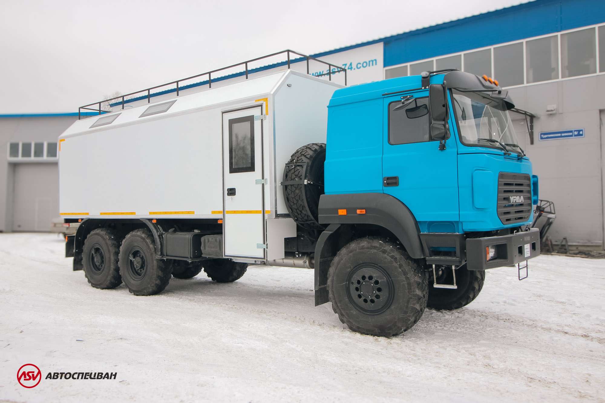 Транспортно-бытовой автомобиль ТБМ Урал 4320-4972-80Е5 0