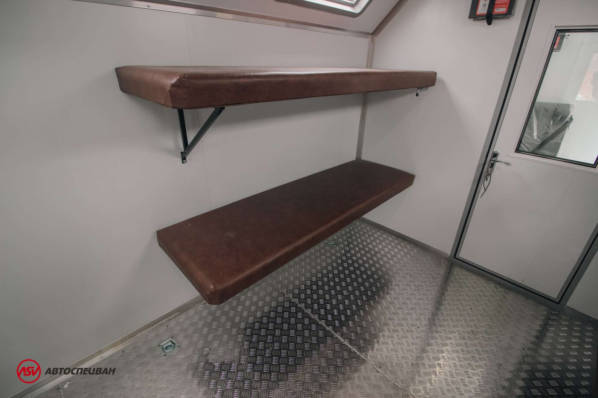 Транспортно-бытовой автомобиль ТБМ Урал 4320-4972-80Е5 9