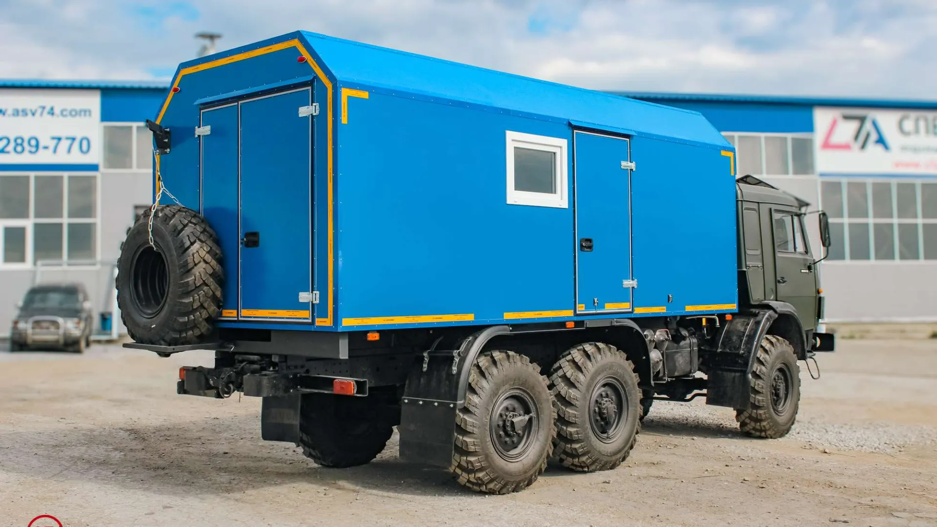 Транспортно бытовой автомобиль ТБМ на шасси КАМАЗ 4310 1