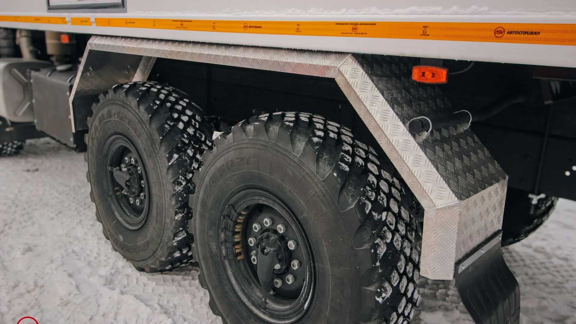 Автомобиль для перевозки взрывчатых веществ (EX/III). КамАЗ 43118-50. 3