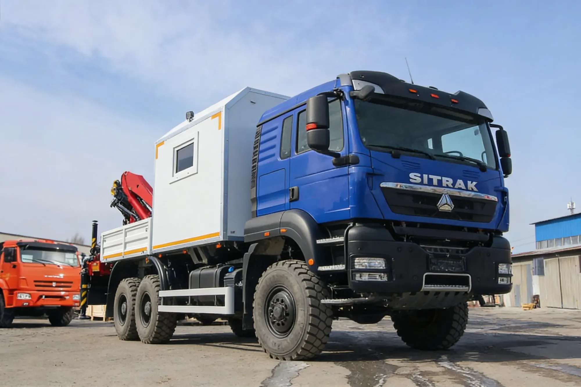 Агрегат для ремонта и обслуживания качалок АРОК с КМУ ИМ-150 на шасси SITRAK C7H 6x6 0